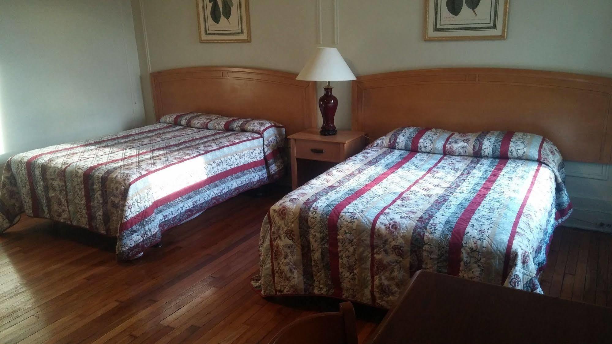 Hotel Riviera Newark Esterno foto